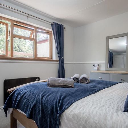 Honeysuckle Cottage - 1 Bedroom Cottage - Amroth Eksteriør bilde