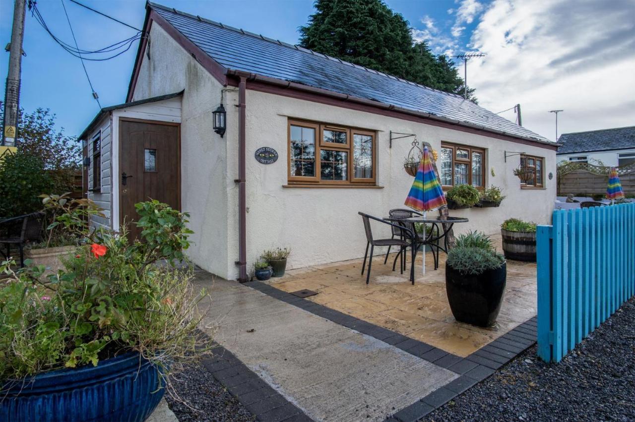 Honeysuckle Cottage - 1 Bedroom Cottage - Amroth Eksteriør bilde