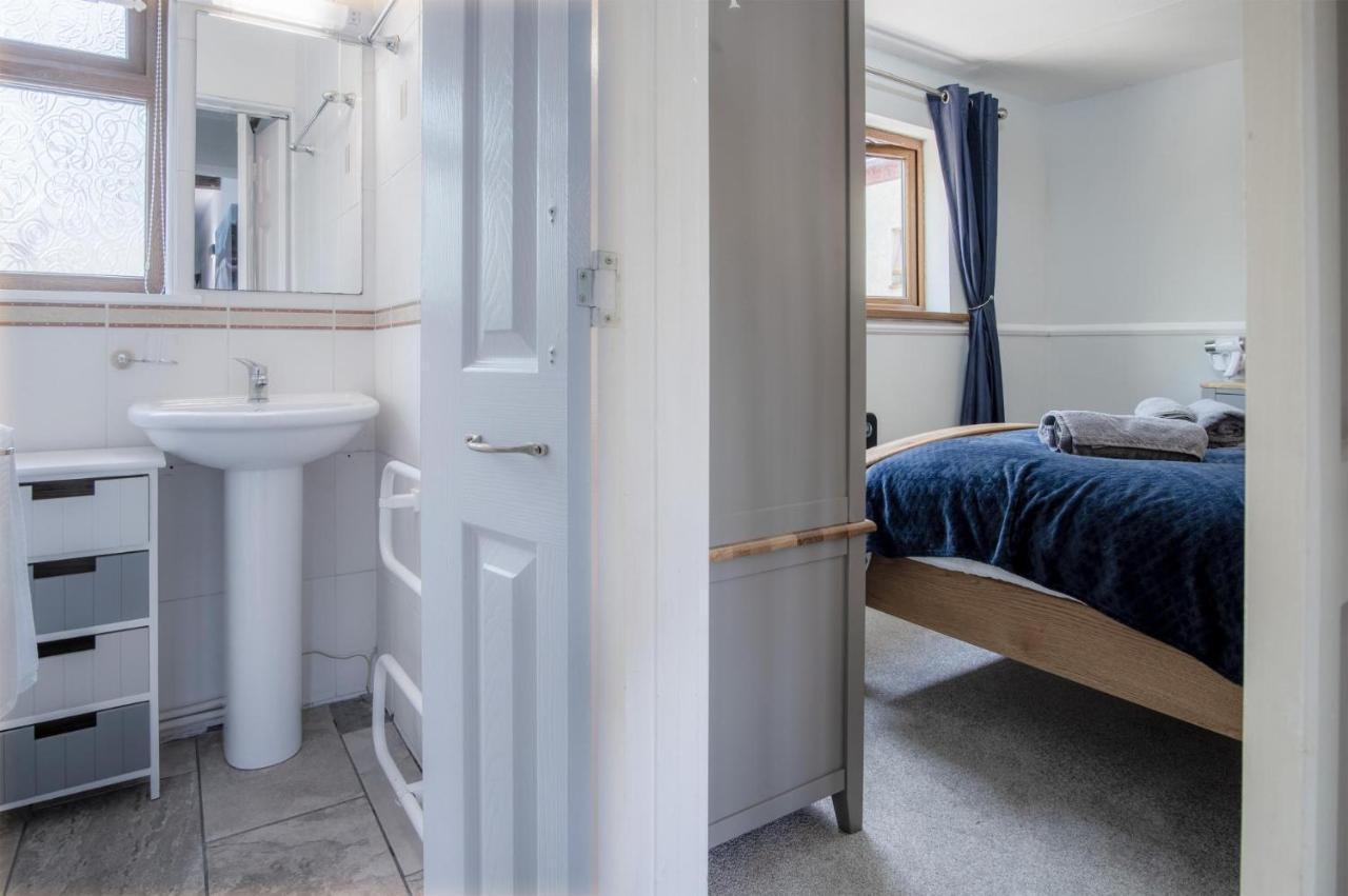 Honeysuckle Cottage - 1 Bedroom Cottage - Amroth Eksteriør bilde